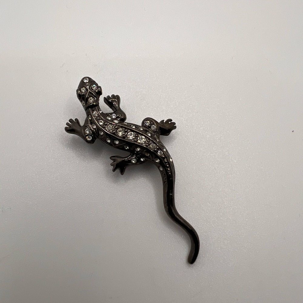 Vintage Elegant Black Lizard Reptile Brooch Art deco style